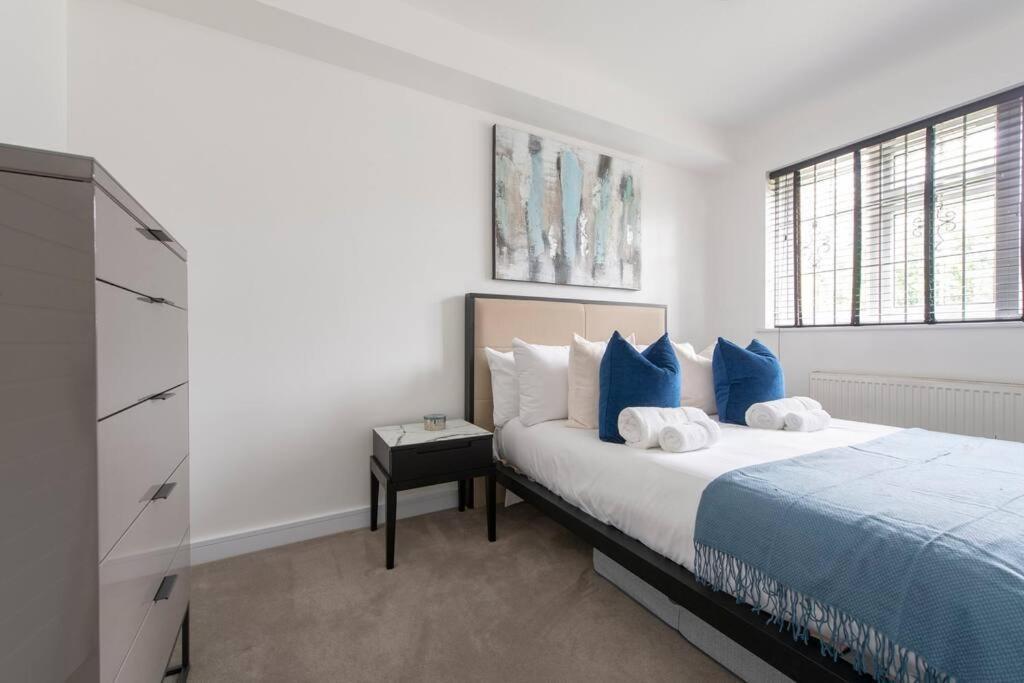 2 Bedroom Modern Urban Sanctuary 1Cc - Cherrydeal London Eksteriør billede